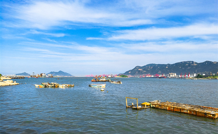 連云港在海一方公園海邊_副本.jpg